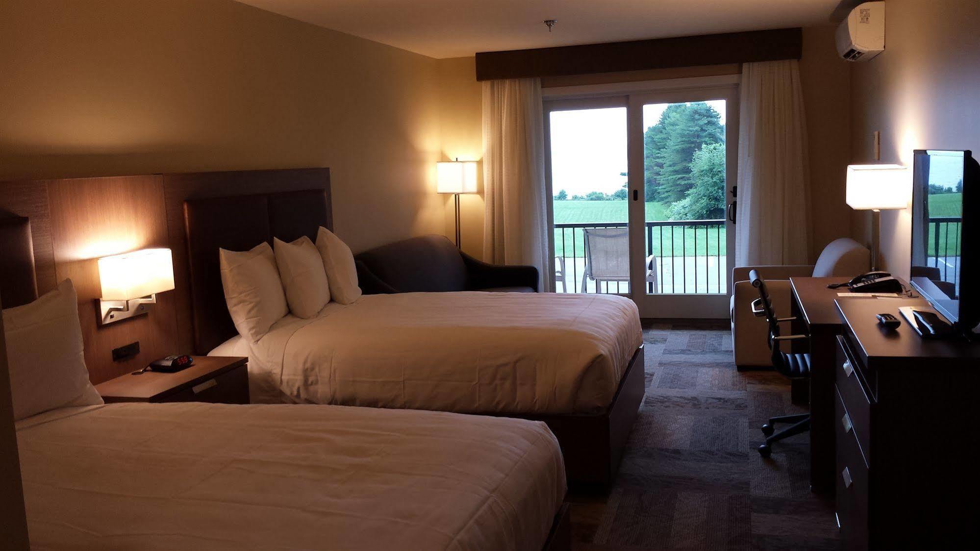 Belfast Harbor Inn ภายนอก รูปภาพ