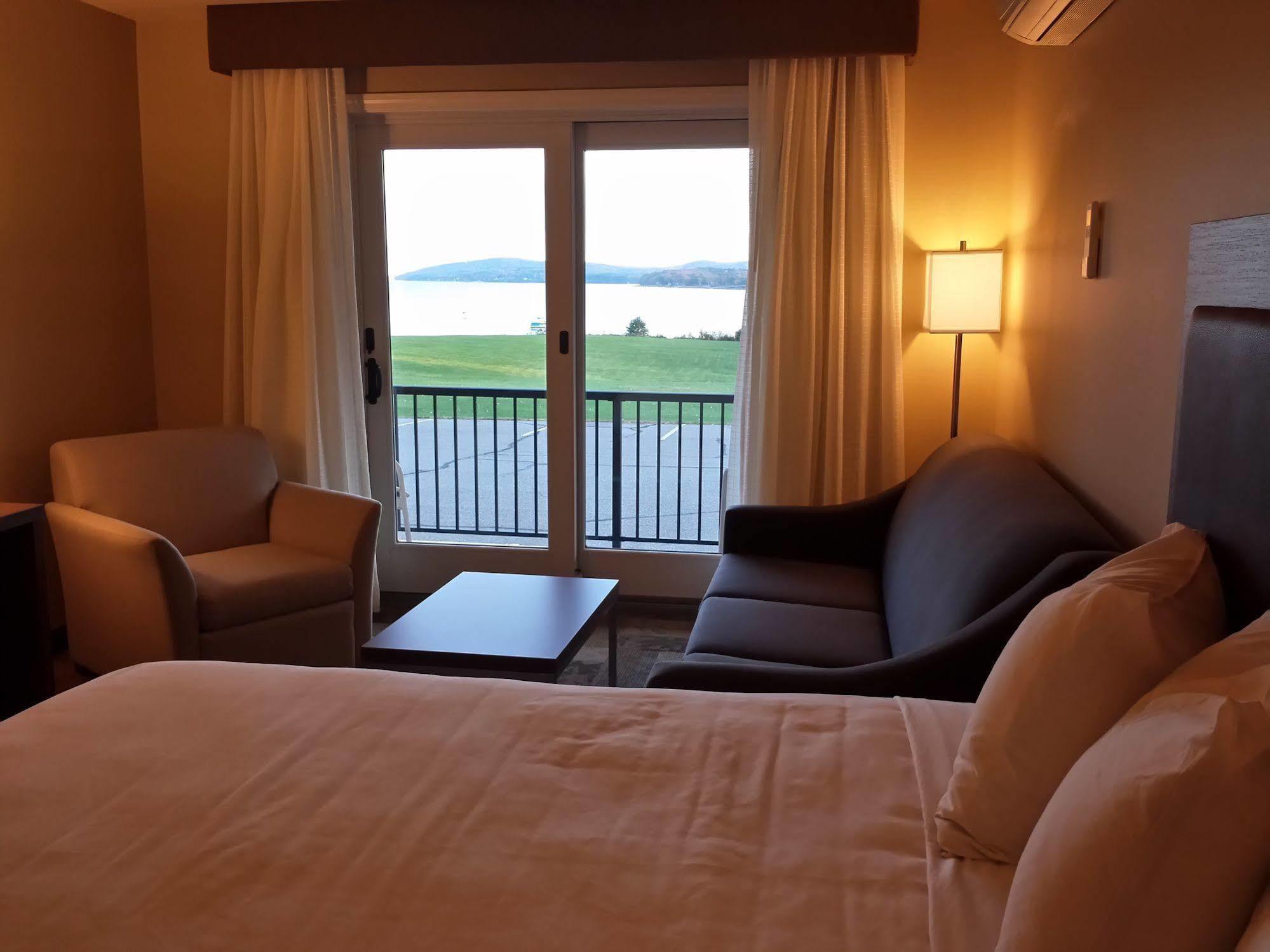 Belfast Harbor Inn ภายนอก รูปภาพ